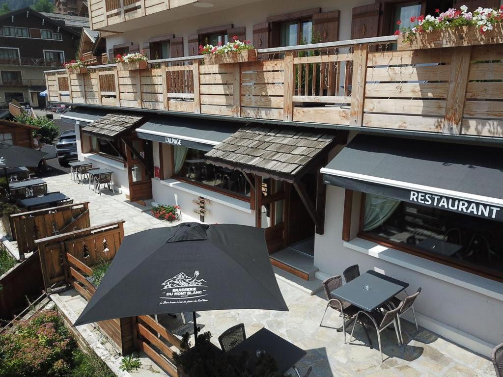 L'Alpage Hotel เลอกรองด์บอร์นอง ภายนอก รูปภาพ